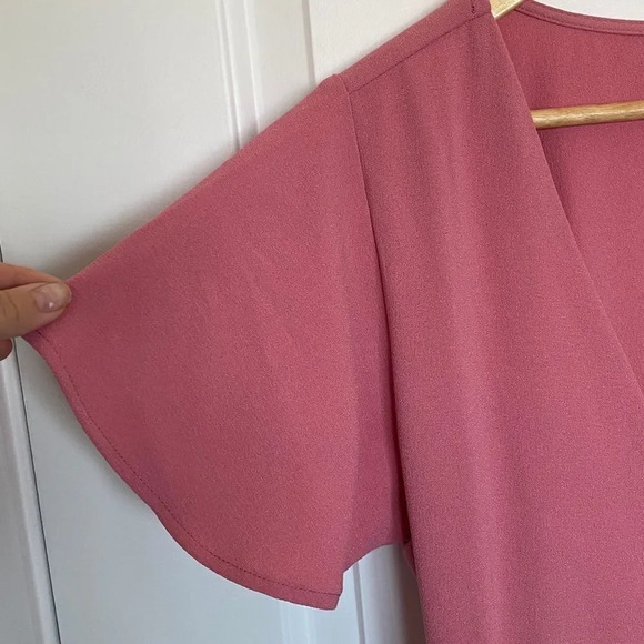 Bobeau Pink Flutter Wrap Midi Dress - Picture 7 of 14